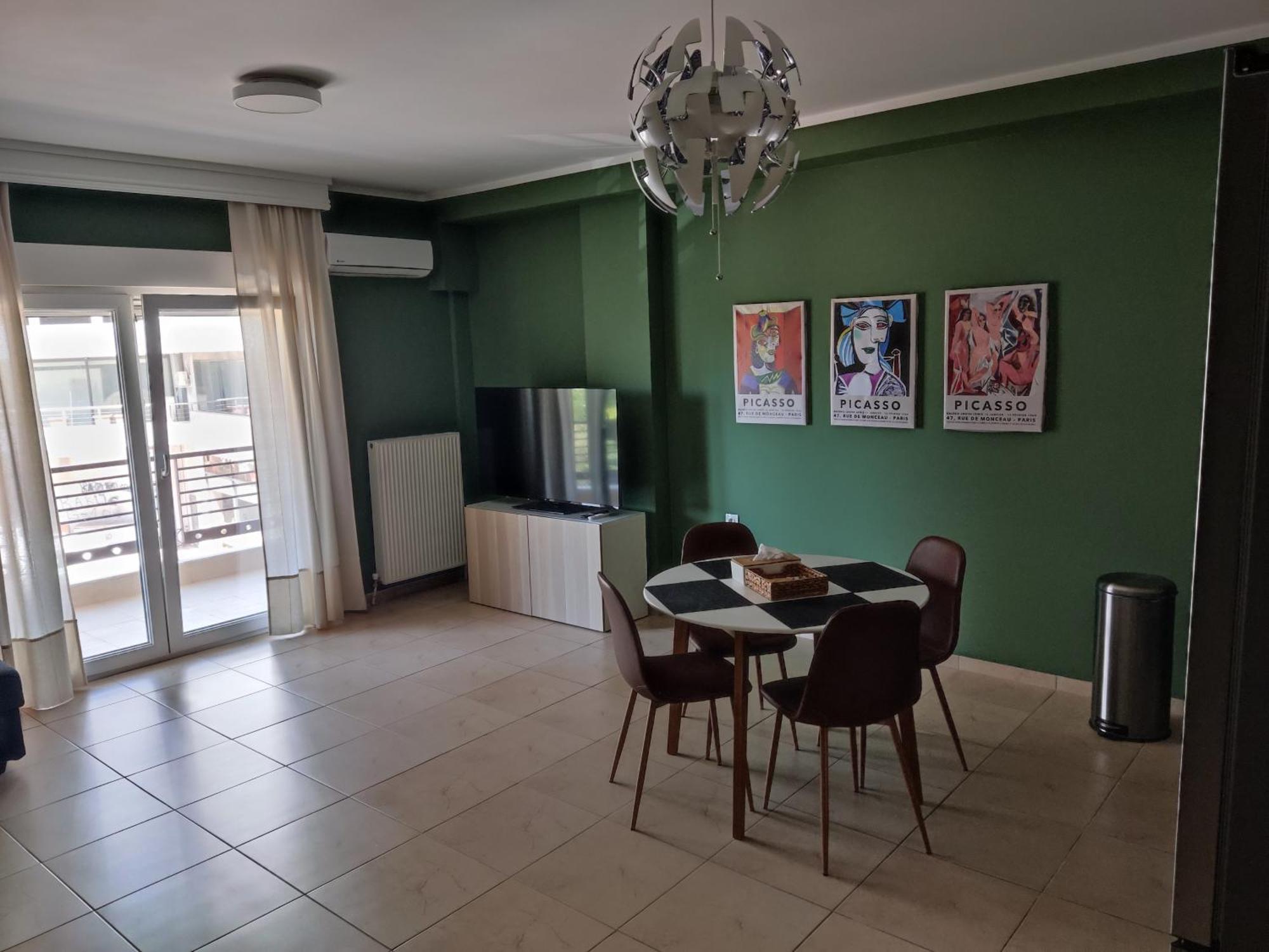 Cozy Apt! Friends & Family - Private Paid Parking Tessalónica Exterior foto